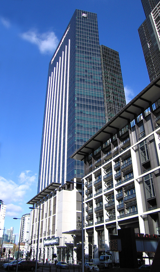 2 Southbank Boulevard by Wilson Ling