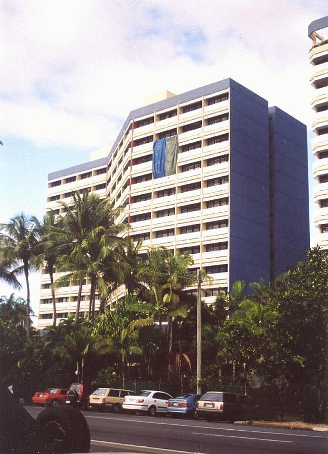 Rydges Esplanade Resort Cairns by Marshall Gerometta
