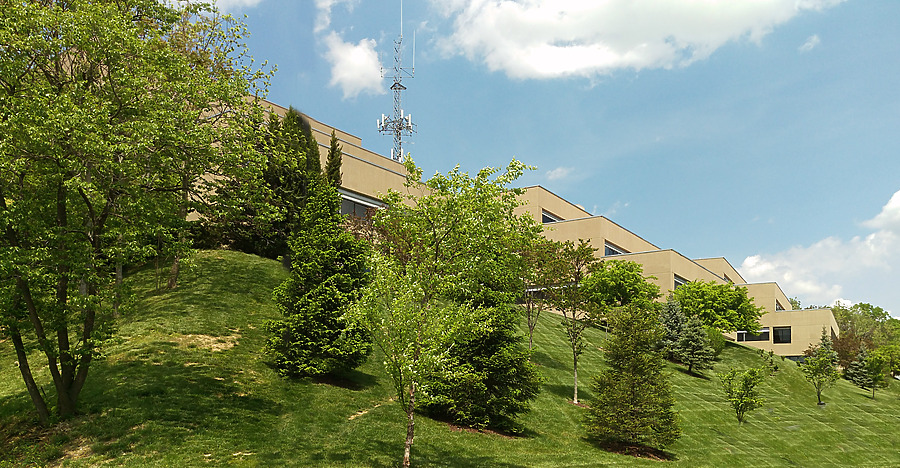 Des Peres Hospital by Ryan Hildebrand