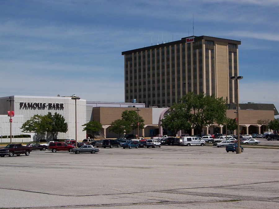 500 Office Tower by Ryan Hildebrand