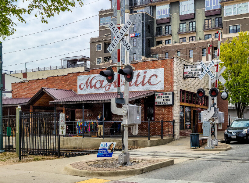 George's Majestic Lounge