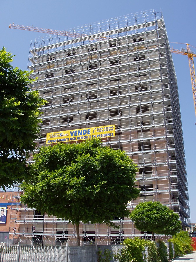 Centro Direzionale Torre 1 by Edoardo Marchetti