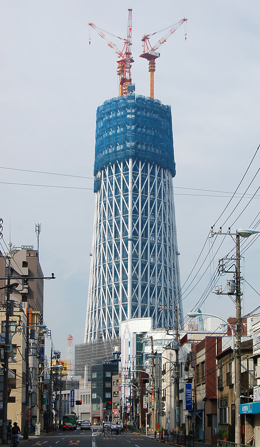 Tokyo Sky Tree by Kevin Hemphill