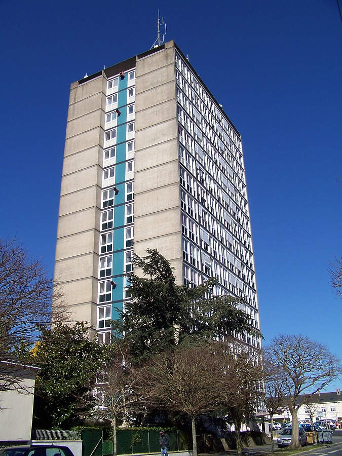 5 Avenue de la Ballue by Florian Barbier