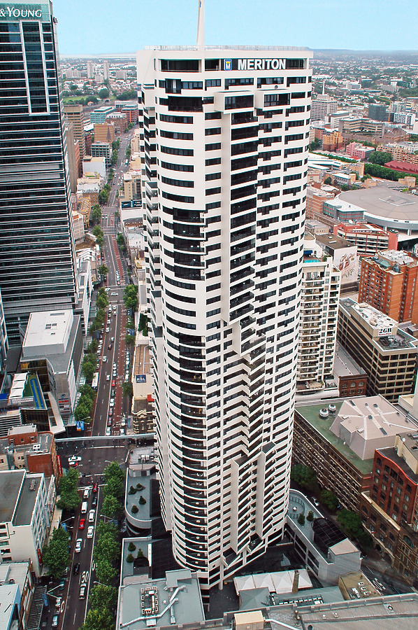 Meriton Tower by John Bek