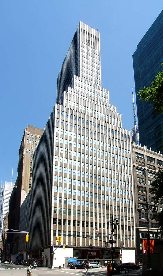 1065 Avenue of the Americas by John Cahill