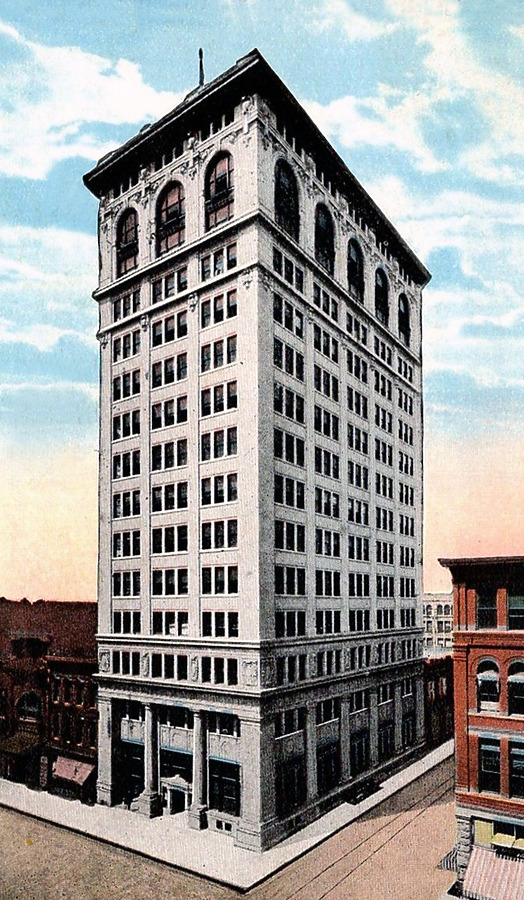 First Horizon Bank Building by United States Public Domain