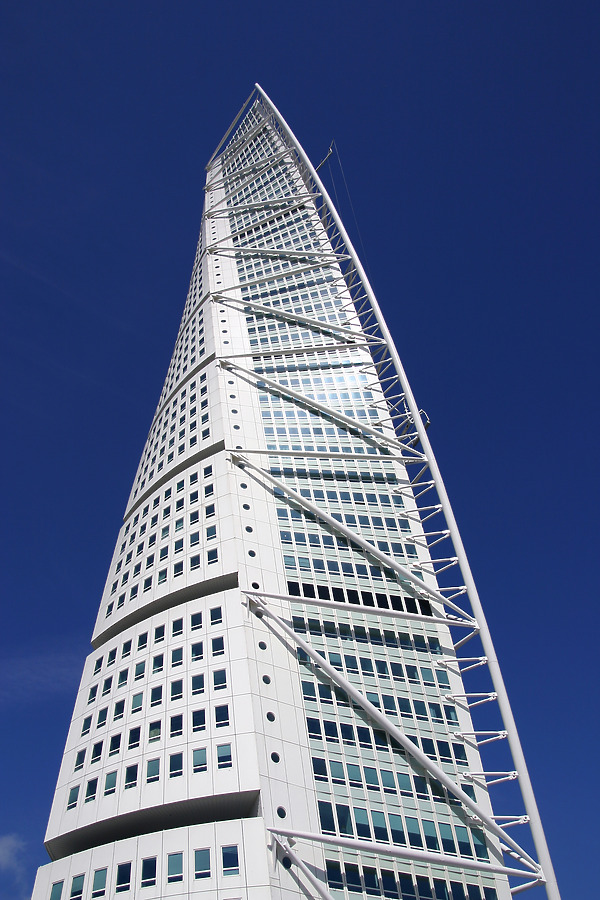 HSB Turning Torso by Michiel van Dijk