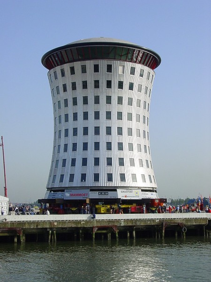 De Bolder by Michiel van Dijk
