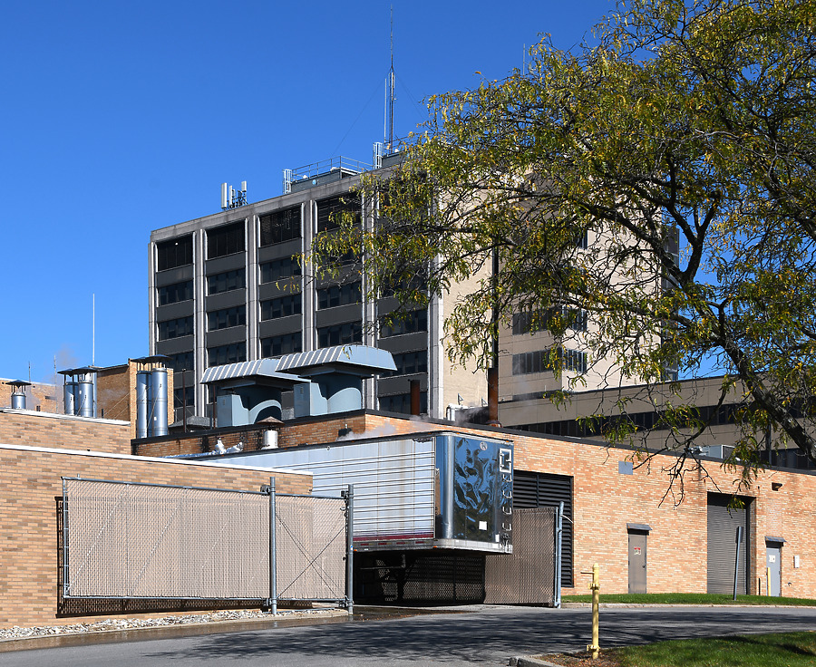 Trumbull Memorial Hospital by John W. Cahill