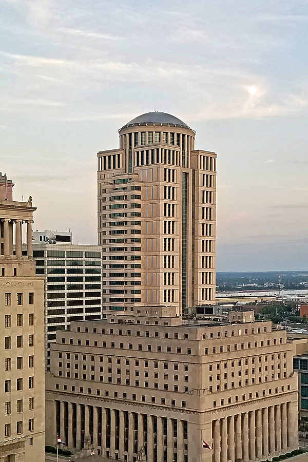 Thomas F. Eagleton United States Courthouse by Ryan Hildebrand