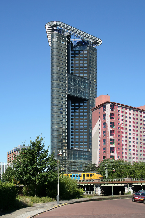 Het Strijkijzer by Michiel van Dijk