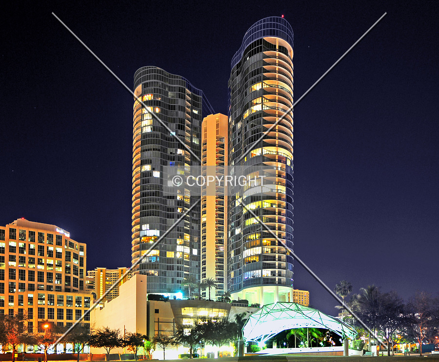 Las Olas River House by Jorge Molina