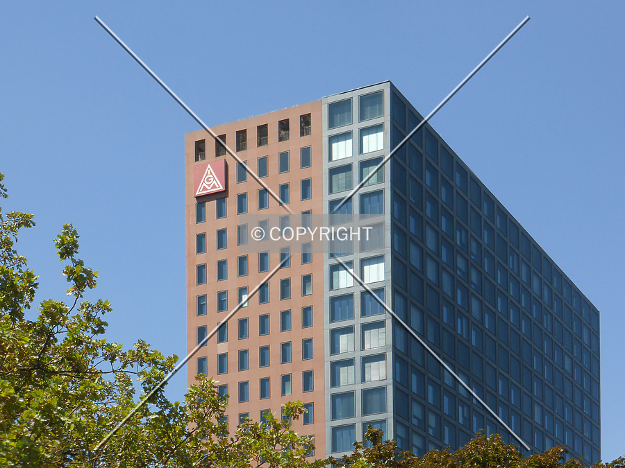 Hochhaus MainForum by Nephilim