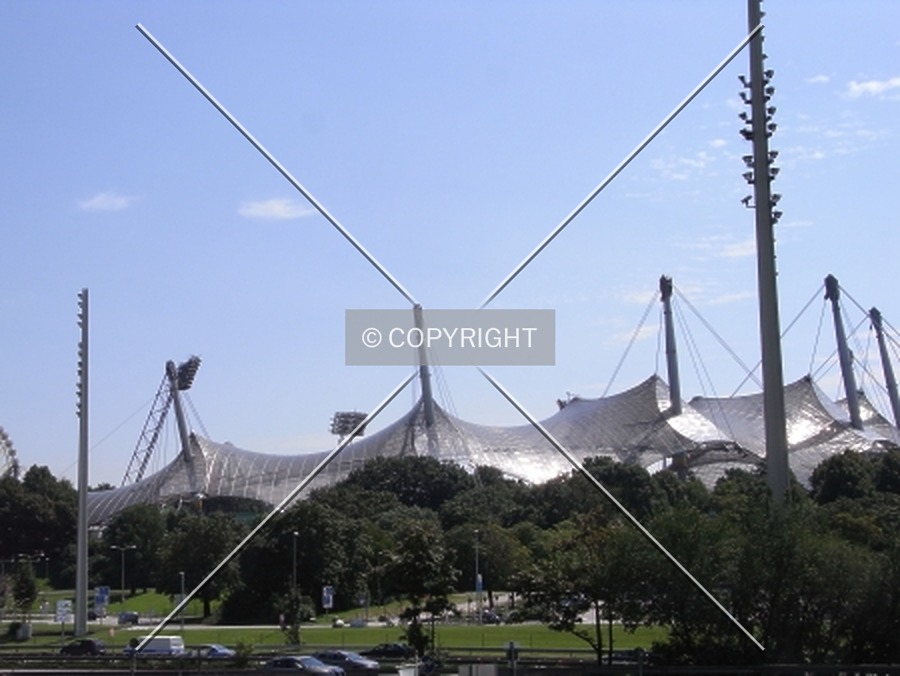Olympiastadion by Jörg Berkemeyer