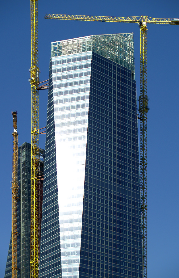 Torre de Cristal by Cesar Serrano