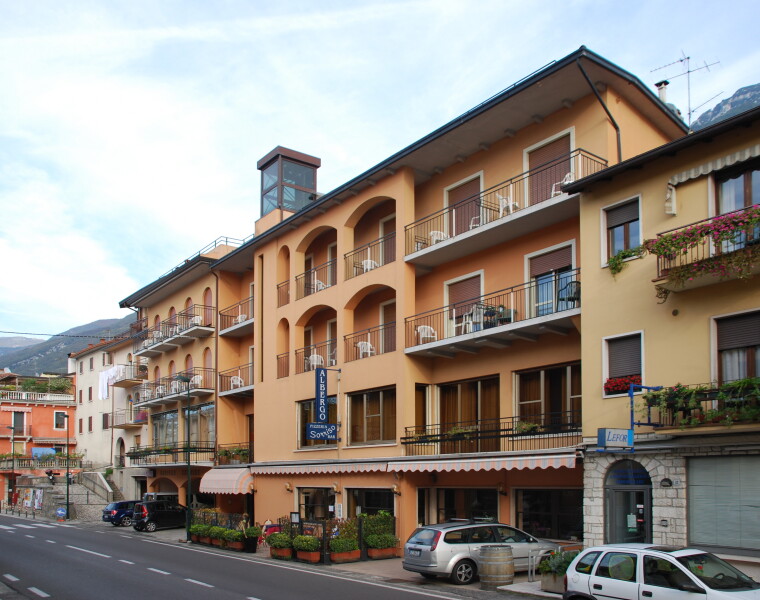 Via Zanardelli 24