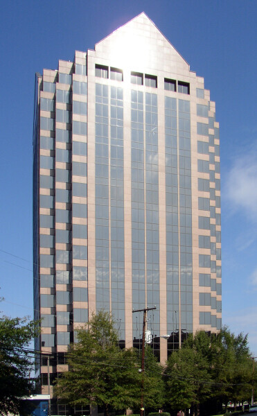 811-370-635