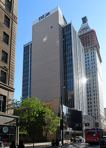 812-068-035