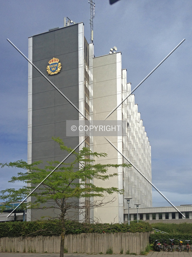 Polishuset by Nephilim