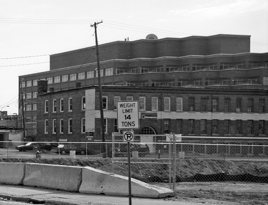 Kellogg Company Corporate Headquarters by Historic American Buildings Survey/ Dietrich Floeter