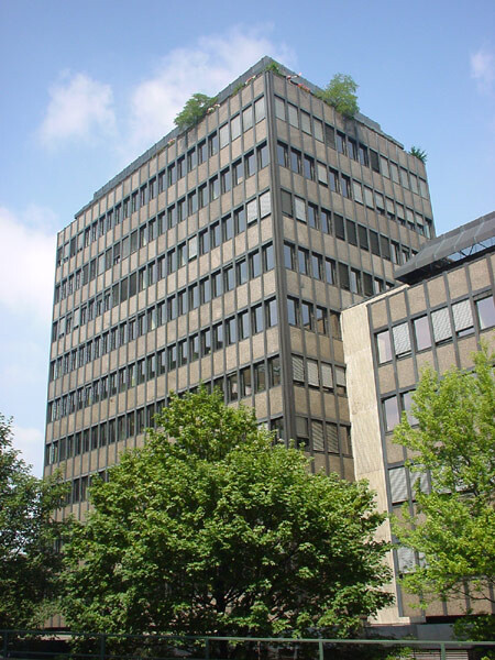 Oberrather Straße 4