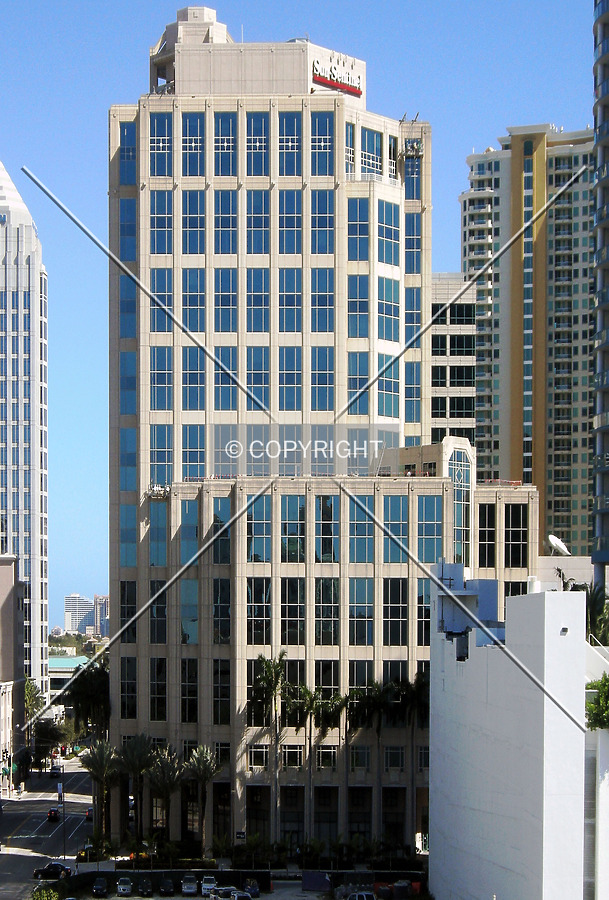 200 East Las Olas by Jorge Molina