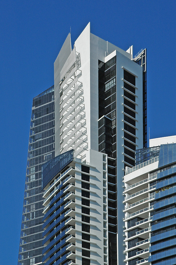 Circle on Cavill North Tower by John Bek