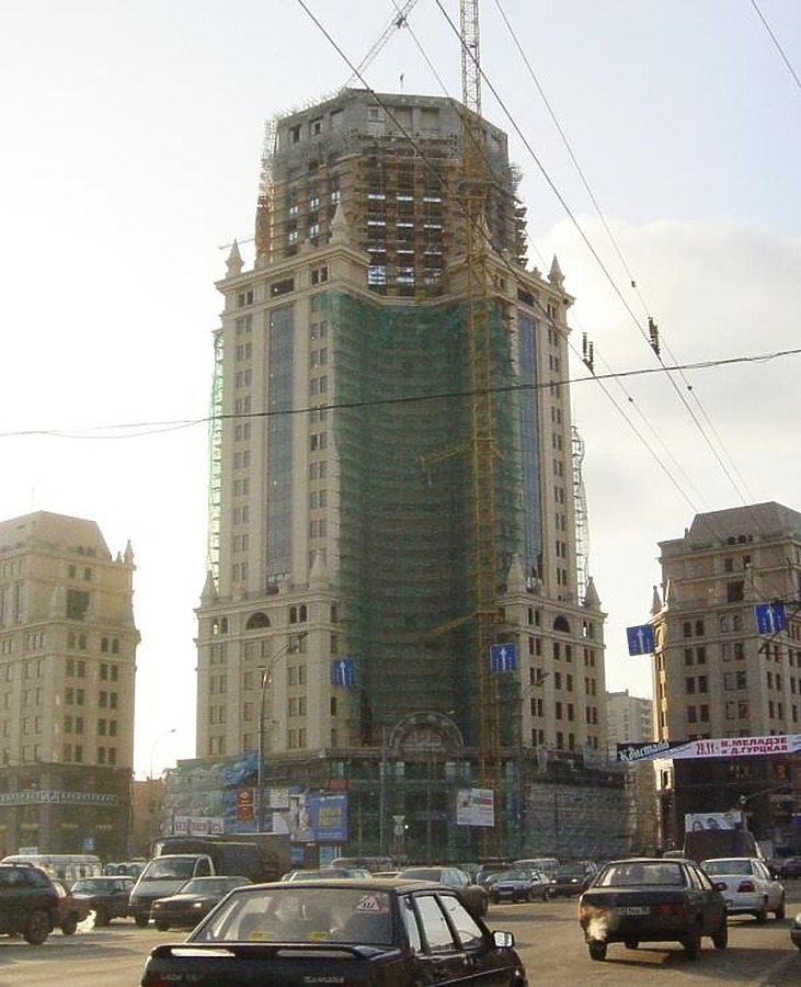Paveletskaya Tower by Vehbi Inan