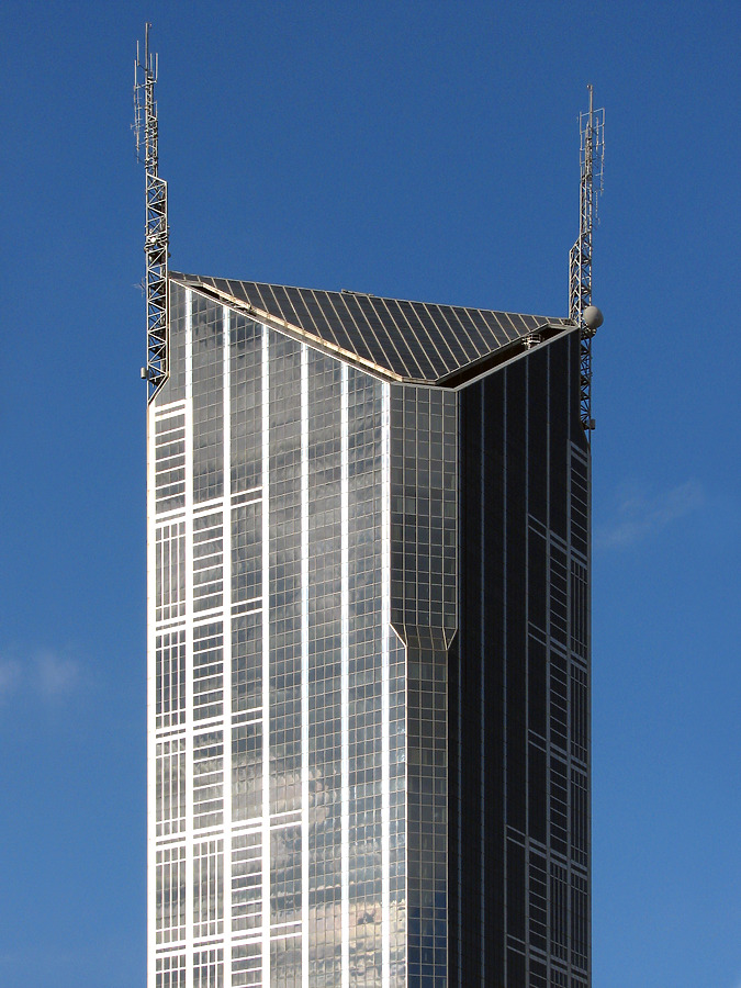 Melbourne Central Office Tower by Wilson Ling