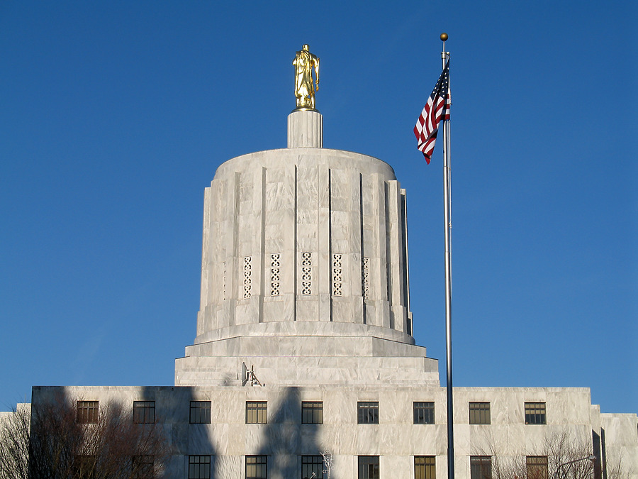 Oregon State Capitol by Jason Ferguson