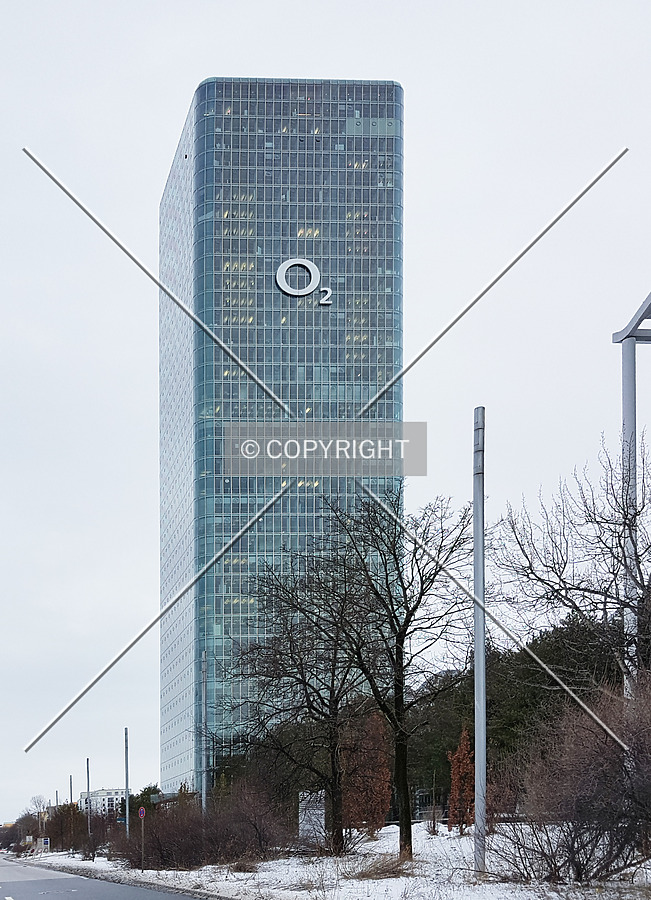 Hochhaus Uptown München by Nephilim