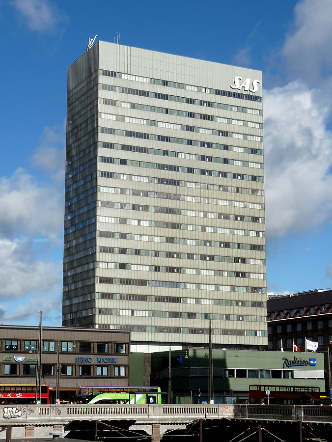 Radisson SAS Royal Hotel by Robin Spetz