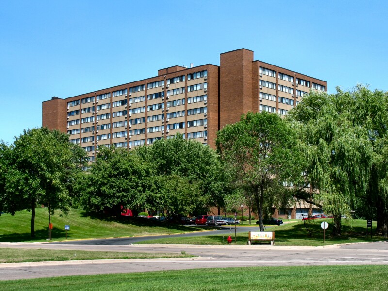 Yorktown Continental Apartments