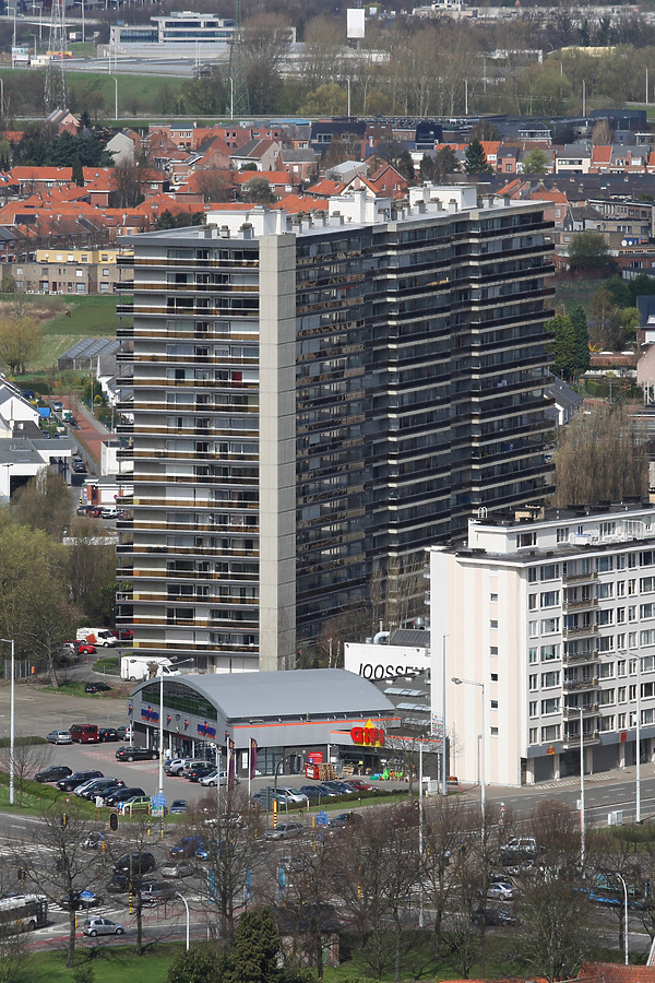 Elektriciteitstraat 31-35 by Michiel van Dijk