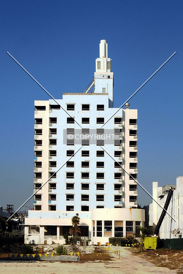 SLS South Beach by Jorge Molina