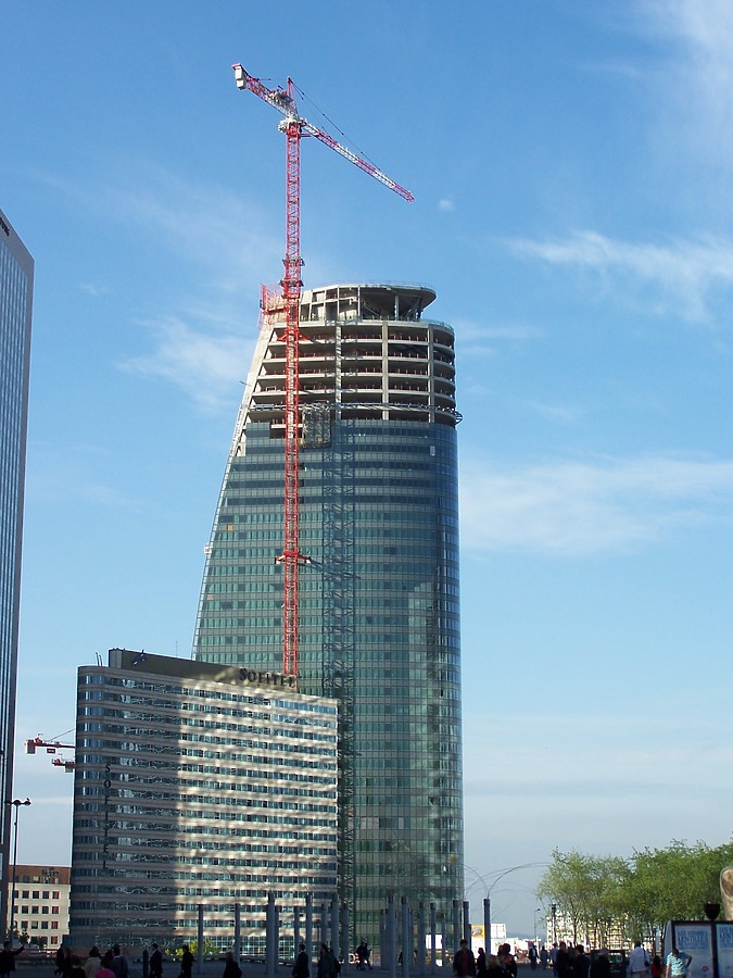 Tour T1 by Florian Barbier