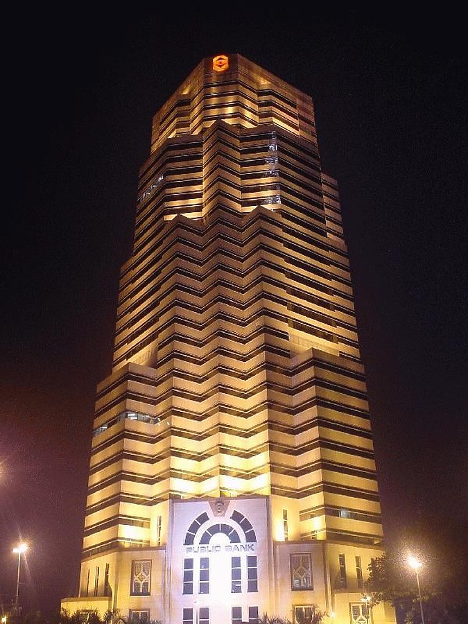 Menara Public Bank by Edmund Teo