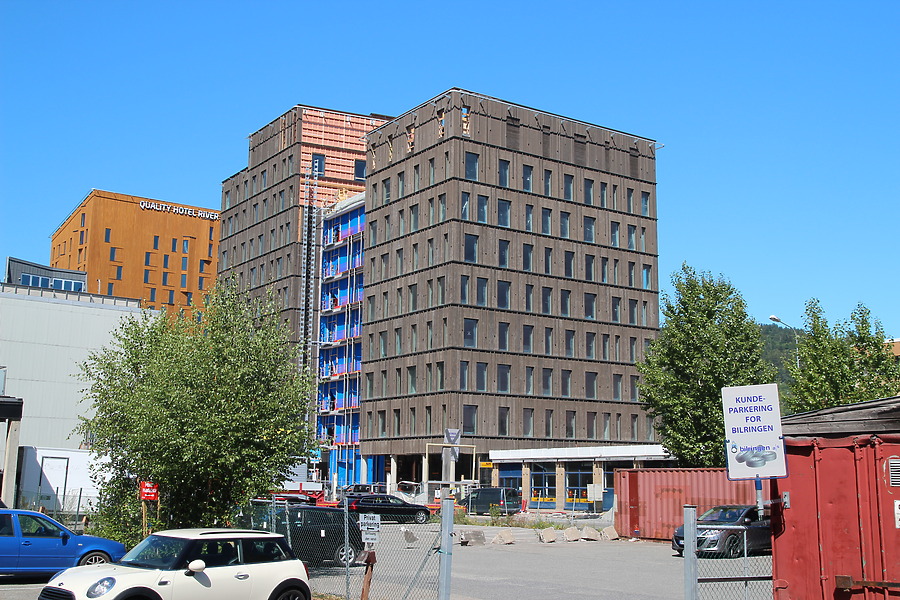 Drammen Business Centre by Kjetil Balog