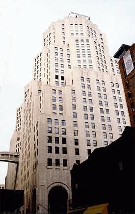 Metropolitan Life North Building by Scott Murphy