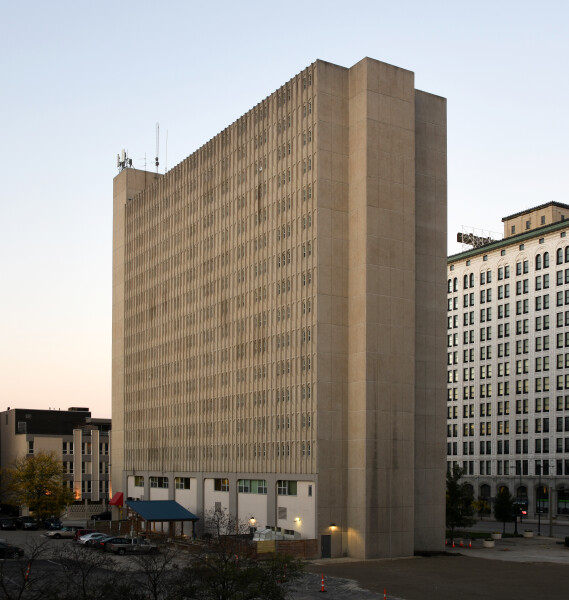 820-810-394
