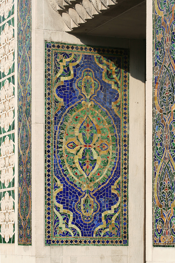 Yenidze by Michiel van Dijk