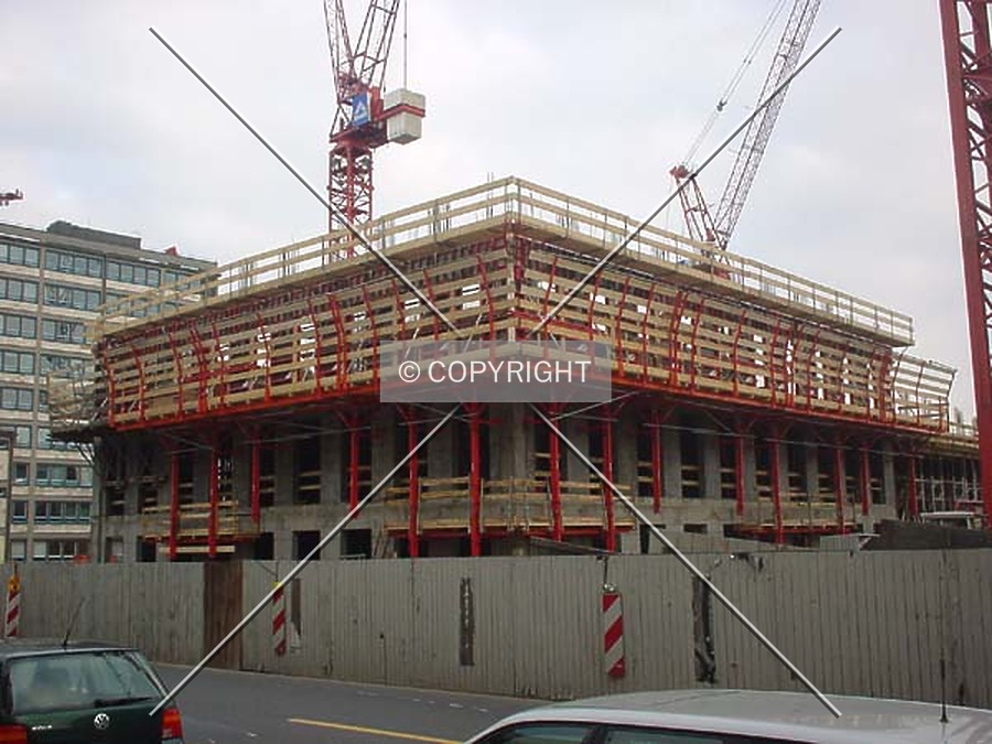 Hochhaus MainForum by Nephilim