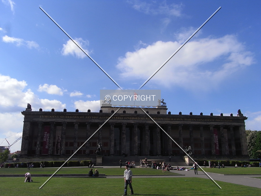 Altes Museum Berlin by Jörg Berkemeyer