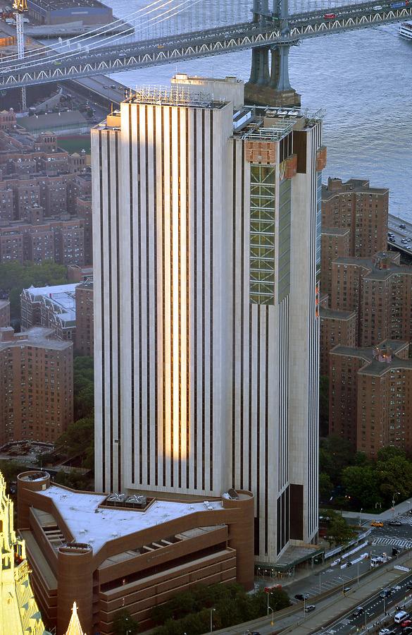 375 Pearl Street by John W. Cahill