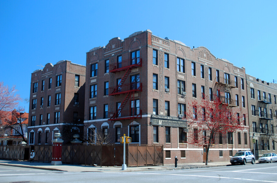 2004 Avenue J