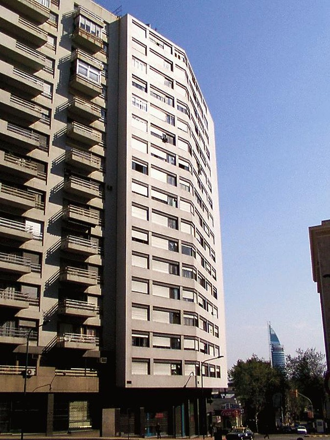 Edificio Danubio by Daniel Kieckhefer