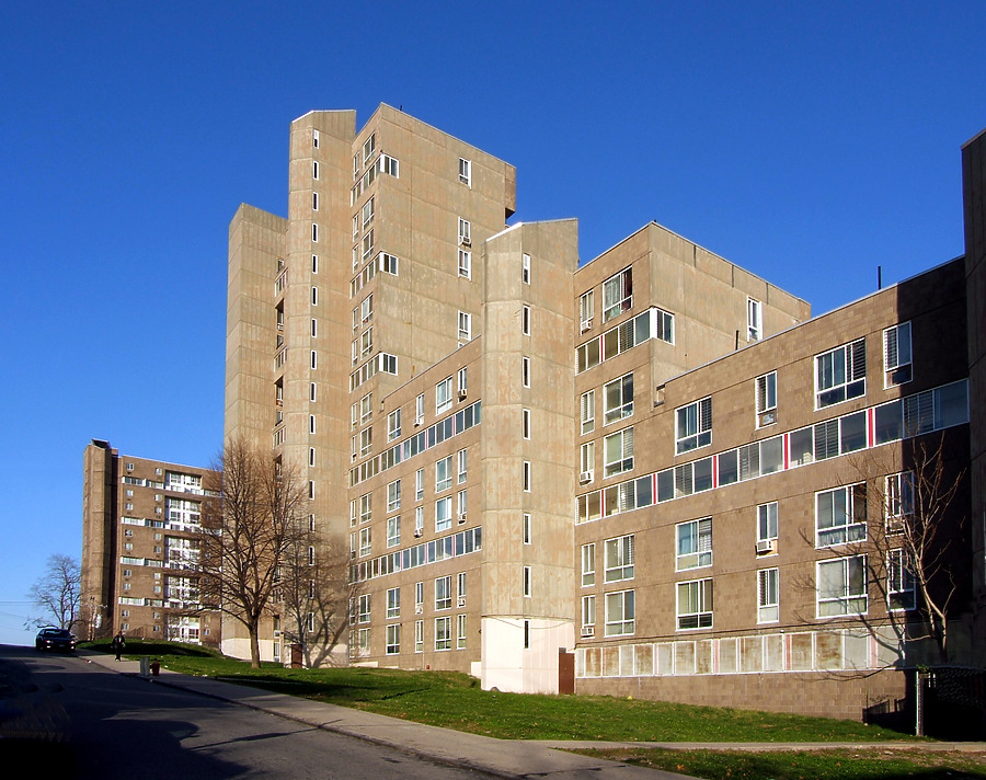 Riverview 1 - 70 Hawthorne Avenue by John Cahill