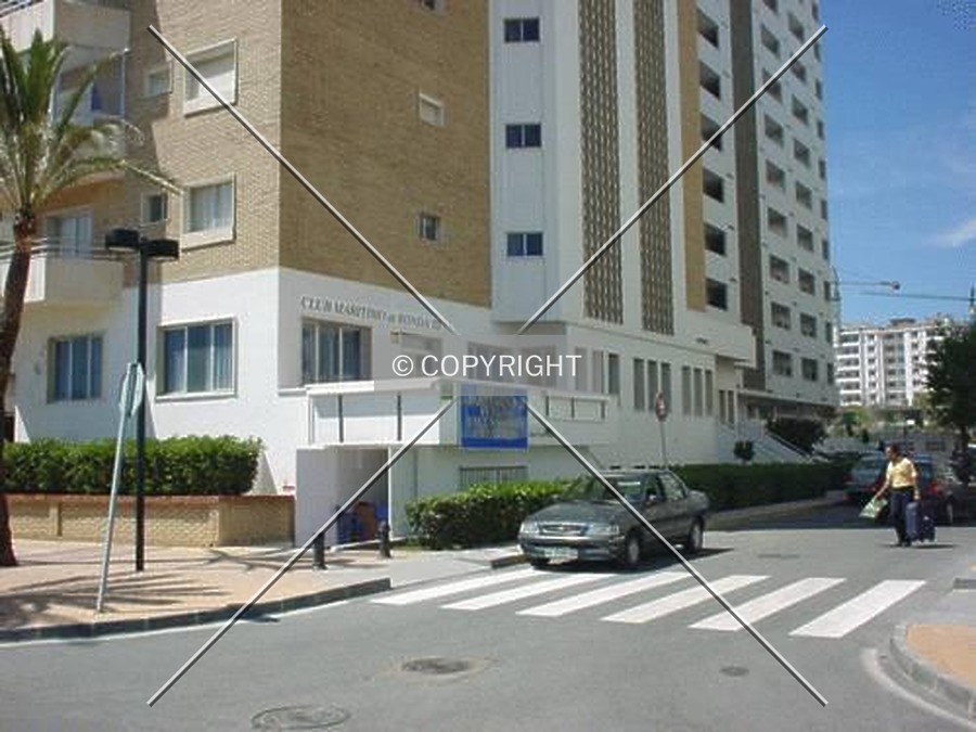 Edificio Ronda III by Nephilim