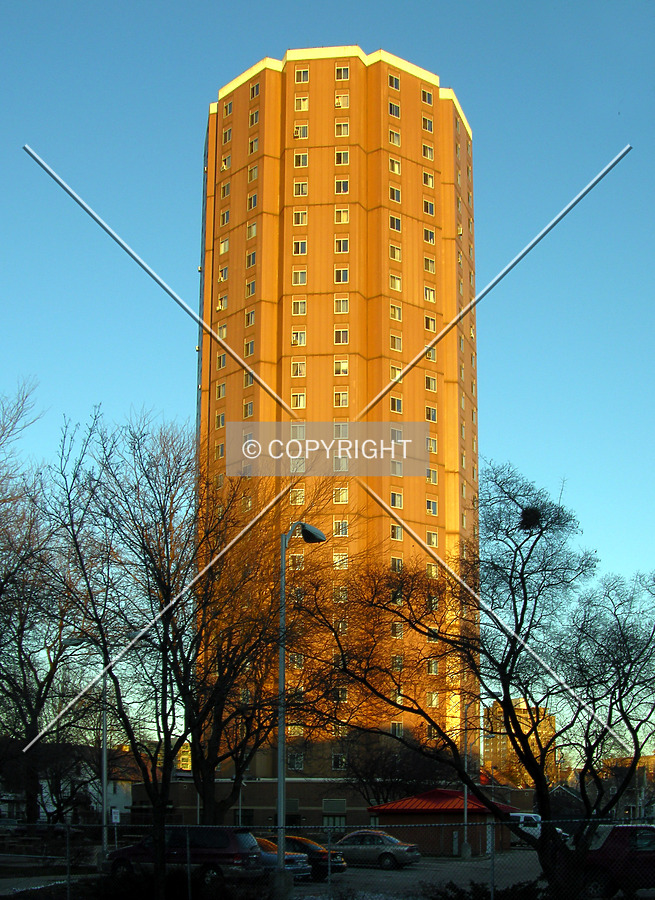 Arlington Court Apartments by Chris Patriarca